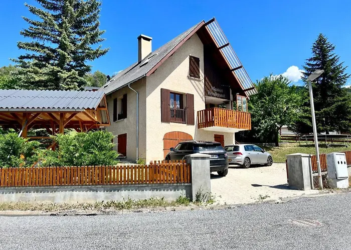 Appartement 4 couchages à proximité du lac et du plan d\'eau d\'Embrun